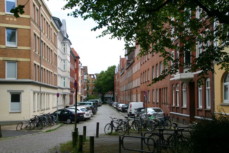 Datei:Bugenhagenstraße von Calvinstraße zur Lutherstraße.JPG