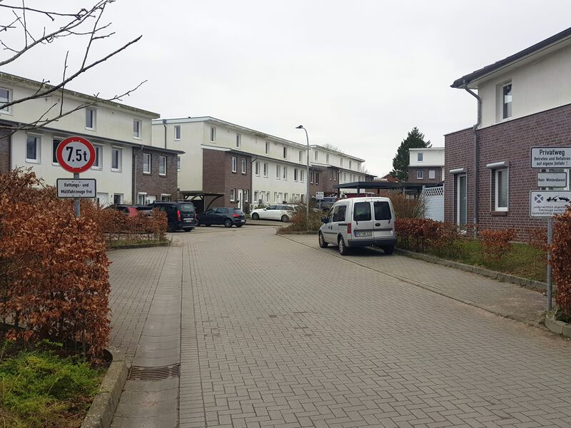 Datei:Alter Mühlenweg von Segeberger Landstraße.jpg