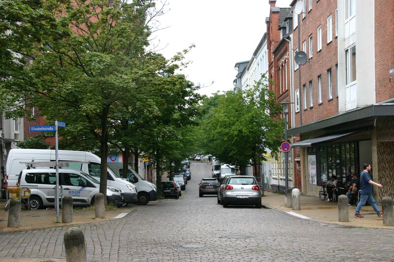 Datei:Kieler Straße von Elisabethstraße zur Schulstraße.jpg