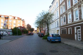 Schaßstraße, Blickrichtung Kirchhofallee