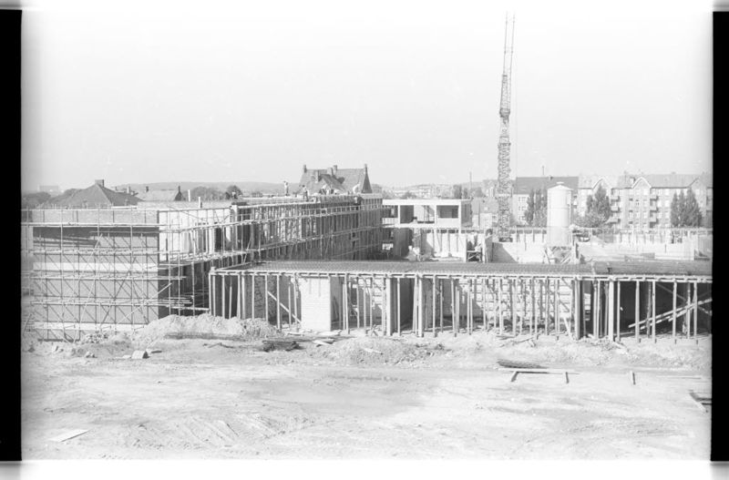 Datei:Neubau Theodor-Heuss-Schule Oktober 1964.jpg