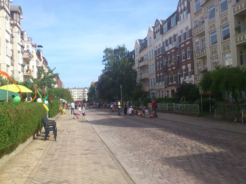 Datei:Strassenfest Steinstrasse 2012.jpg