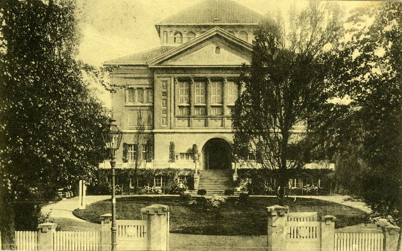 Datei:Logenhaus Lorentzendamm.jpg