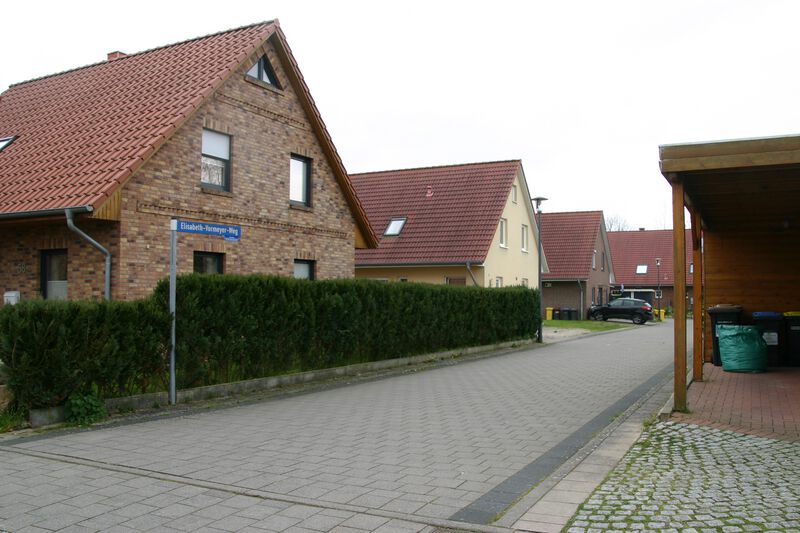 Datei:Elisabeth-Vormeyer-Weg von Elfriede-Dietrich-Straße.jpg