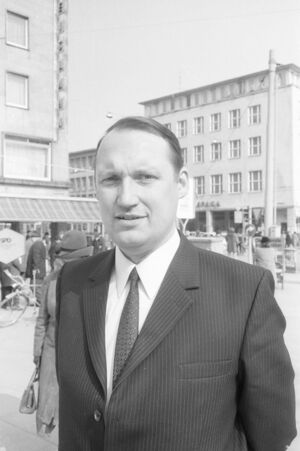Luckhardt 1971.jpg