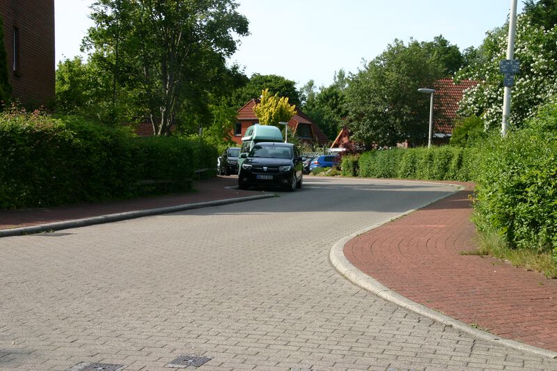 Datei:Kladowweg von Spreeallee.jpg