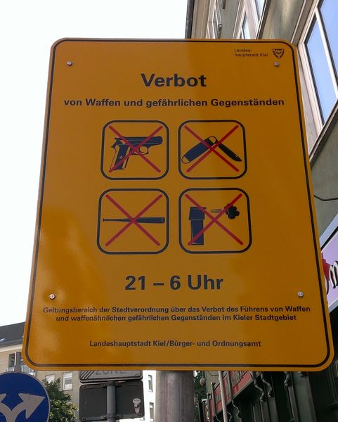 Datei:Bergstrasse Waffenverbot.jpg