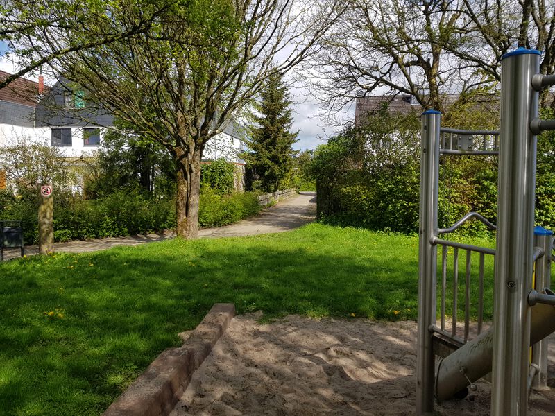 Datei:Selma-Lagerlöf-Weg zum Turkuring.jpg