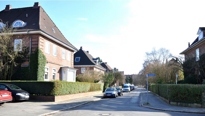 Datei:Uhlandstraße 2014.JPG