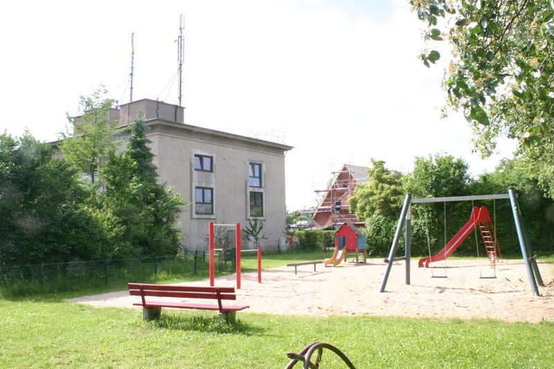 Datei:Spielplatz Hasenholz.jpg