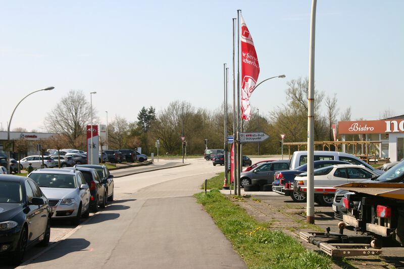 Datei:Schlehenkamp vom Ginsterbusch zum Wellseedamm.jpg