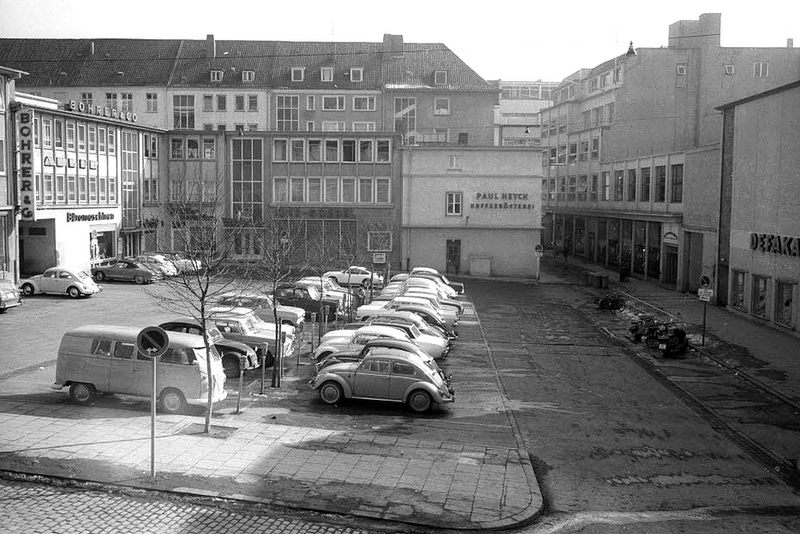 Datei:Parkplatz Kehdenstraße März 1965.png