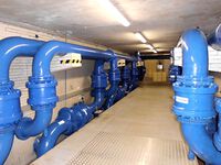 Trinkwasser-Versorgungsrohre im Werk 2