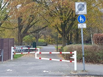 Am Wohld; Fußgänger- und Radfahrerfurt zur Hofholzallee