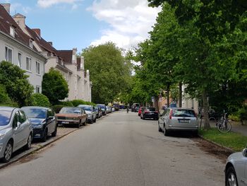 Blick durch die Paul-Fleming-Straße von der Gellertstraße zur Harmsstraße