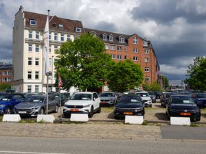 Sachaustraße vom Königsweg.jpg