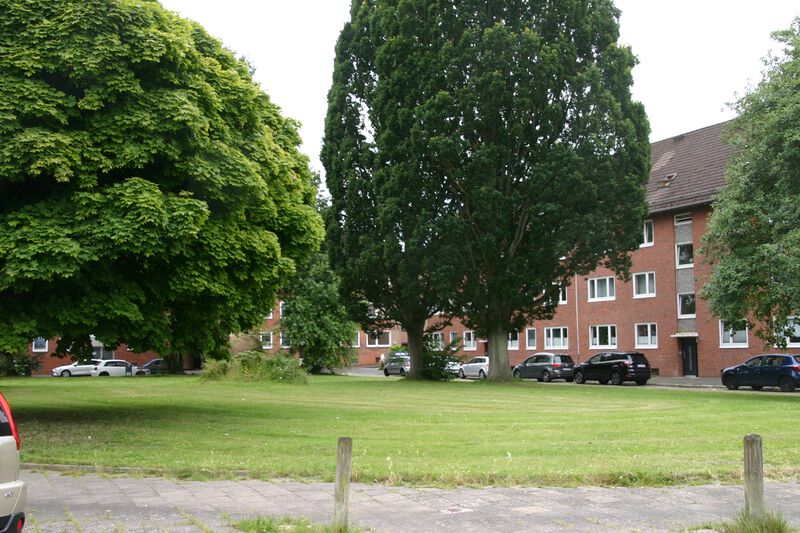 Datei:Altenrade Schmuckplatz.JPG