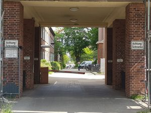 Rudolf-Höber-Straße von Ohlshausenstraße.jpg