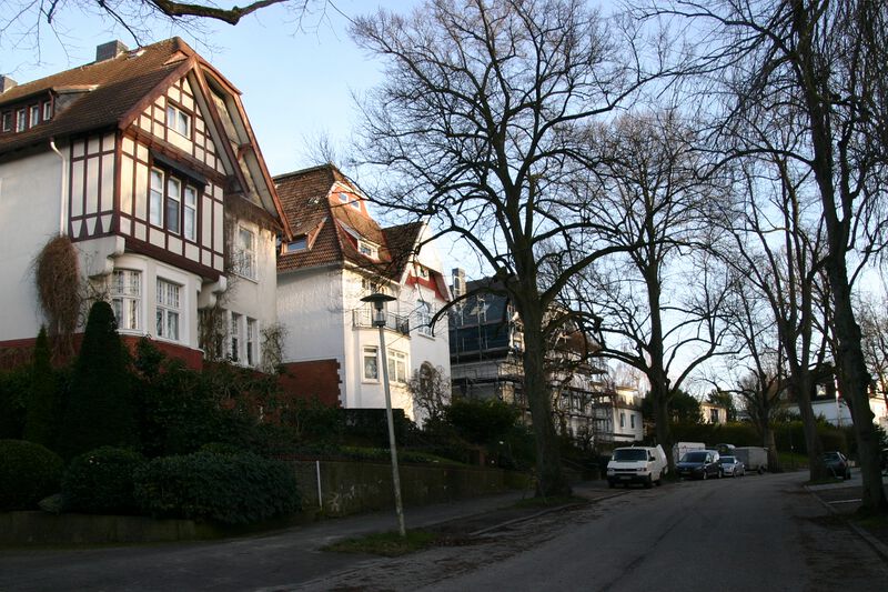 Datei:Roonstraße von Bismarckallee.jpg