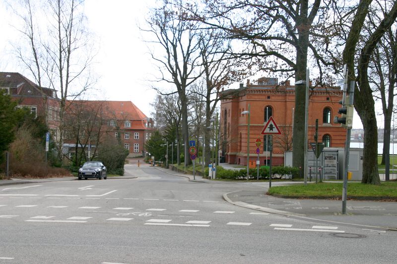 Datei:Arwed-Emminghaus-Weg von Düsternbrooker Weg.jpg