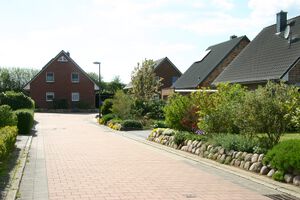 Krokuswiese von Goldregenholz.jpg