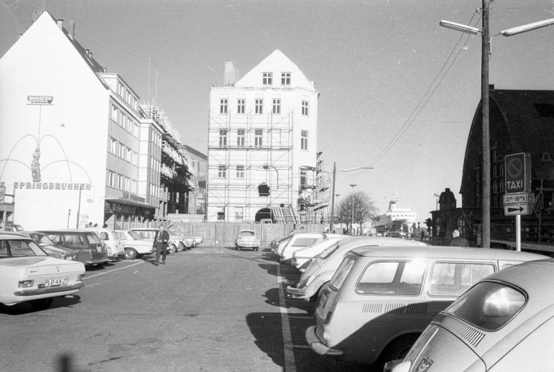 Datei:Medienarchiv 7.jpg