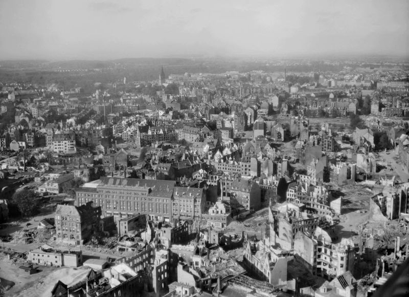 Datei:Vorstadt Luftbild 1944.jpg