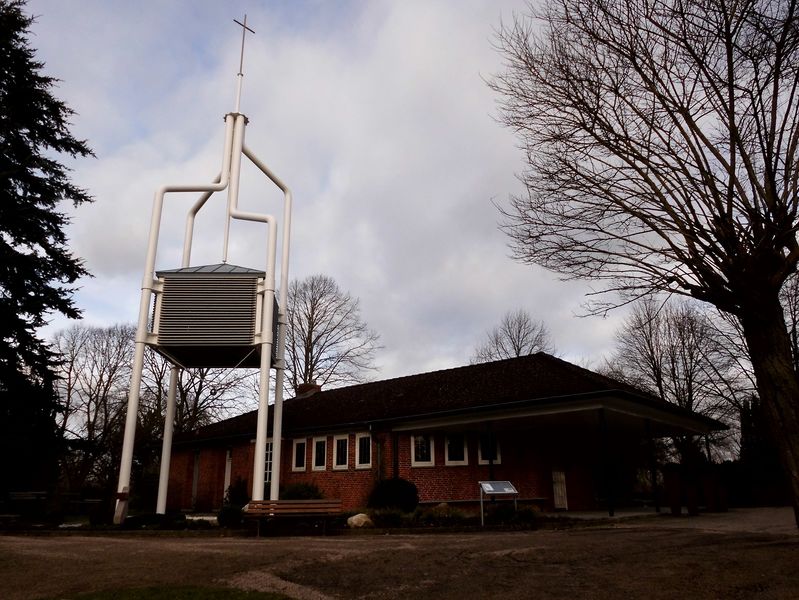 Datei:Kapelle Ostfriedhof.jpg